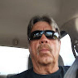 Meet your Posher, Carlos